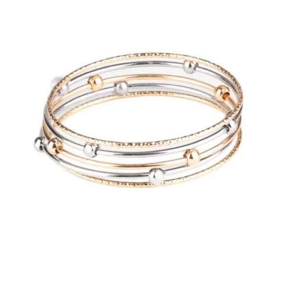 Paparazzi Bracelet / Stellar Orbit / Multi - Picture 1 of 5